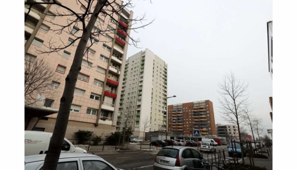 France: Nuit de violences urbaines dans un quartier de Grenoble