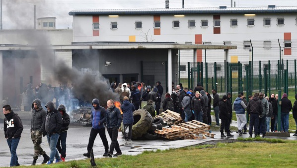 Deuxième jour de blocage des prisons après l'agression de Condé Deuxième jour de blocage des prisons après l'agression de Condé
