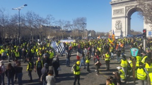 "Gilets jaunes": 800 peines de prison fermes depuis novembre "Gilets jaunes": 800 peines de prison fermes depuis novembre