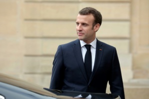 Macron part en guerre contre "les mercenaires de la santé"