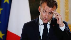 Macron reste impopulaire pour deux tiers des Français