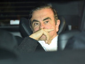 Ghosn de nouveau inculpé au Japon pour abus de confiance aggravé Ghosn de nouveau inculpé au Japon pour abus de confiance aggravé