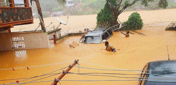 Des pluies diluviennes font plus de 50 morts en Afrique du Sud Des pluies diluviennes font plus de 50 morts en Afrique du Sud