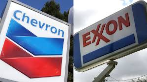 Exxon et Chevron pénalisés par le raffinage et la pétrochimie