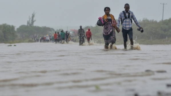 Le bilan du cyclone Kenneth au Mozambique passe à 38 morts Le bilan du cyclone Kenneth au Mozambique passe à 38 morts