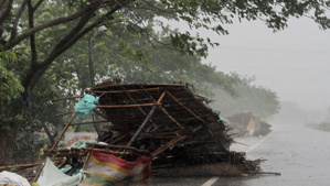 Le bilan du cyclone en Inde s'alourdit à 33 morts