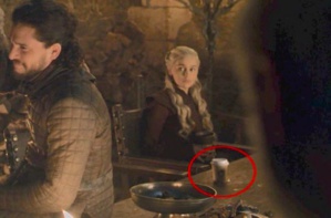 Quand Starbucks se glisse dans "Game of Thrones" Quand Starbucks se glisse dans "Game of Thrones"