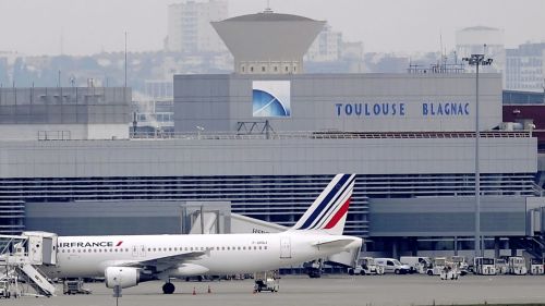 Eiffage négocie pour racheter 49,99% d'Aéroport de Toulouse