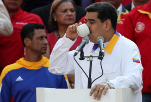 Nicolas Maduro propose des élections législatives anticipées Nicolas Maduro propose des élections législatives anticipées