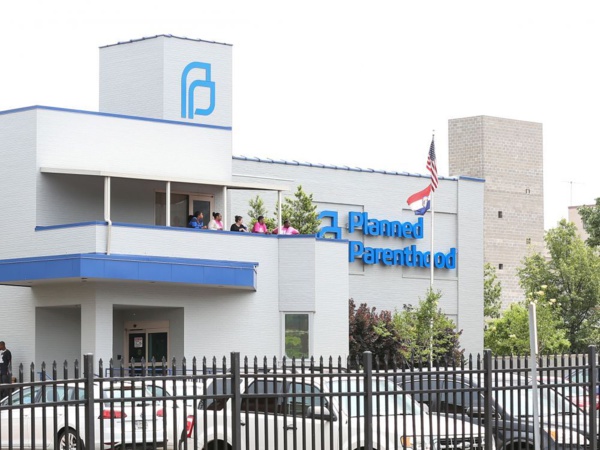 Sursis pour la dernière clinique du Missouri pratiquant l'IVG