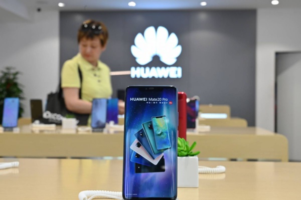 Huawei, victime de Trump, voit plonger ses ventes