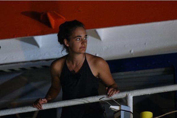Migrants: La capitaine du Sea-Watch Carola Rackete arrêtée à Lampedusa