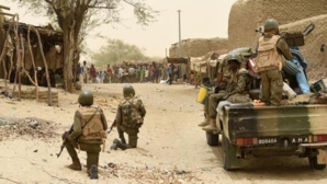 Un attentat fait 14 morts dans le centre du Mali Un attentat fait 14 morts dans le centre du Mali