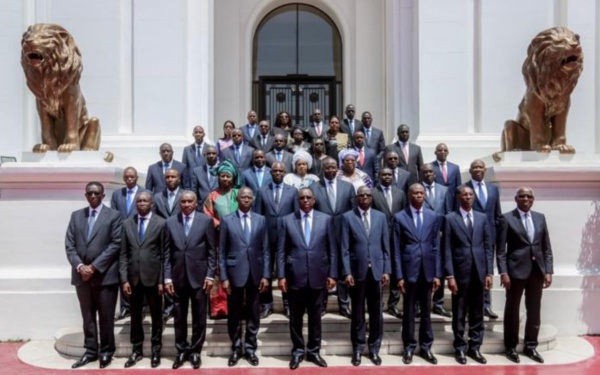 SEMINAIRE POUR GOUVERNEMENT A LA PEINE : Le Président réquisitionne ses ministres pour 2 jours