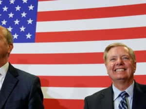 Le candidat de Trump remporte une élection partielle en Caroline du Nord Le candidat de Trump remporte une élection partielle en Caroline du Nord