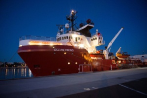 Rome annonce un accord pour accueillir les migrants de l'Ocean Viking Rome annonce un accord pour accueillir les migrants de l'Ocean Viking
