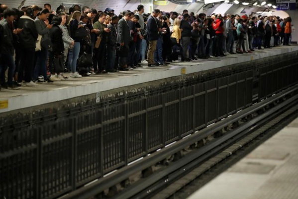 Grève massive à la RATP, Paris embouteillé