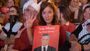 Présidentielle en Tunisie : Salwa Smaoui, en campagne pour son mari emprisonné Nabil Karoui