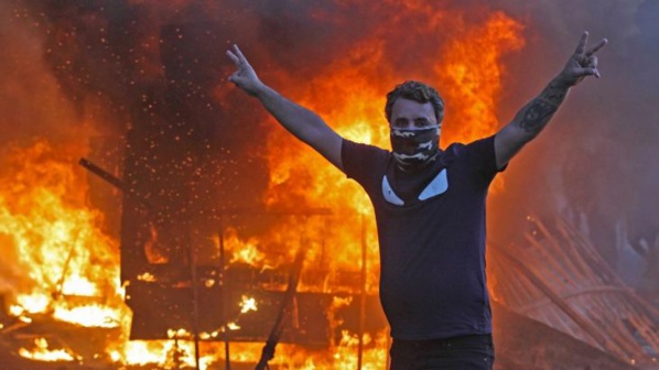 Heurts à Bagdad, appel à satisfaire les demandes de la contestation Heurts à Bagdad, appel à satisfaire les demandes de la contestation