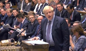 Boris Johnson a demandé un report du Brexit dans une lettre non signée Boris Johnson a demandé un report du Brexit dans une lettre non signée