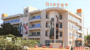 Le groupe de télécommunications Orange va vendre sa filiale au Niger