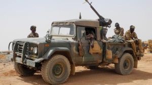 MALI : Une «attaque terroriste» tue 35 soldats MALI : Une «attaque terroriste» tue 35 soldats