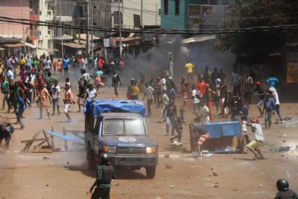 Guinée : nouvelle journée de violence, un jeune tué Guinée : nouvelle journée de violence, un jeune tué