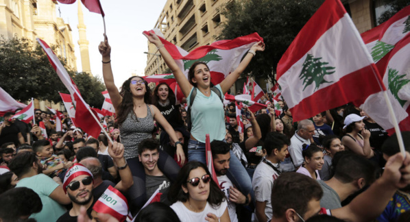 Liban: Nouvelle vague de manifestations pour la fête nationale