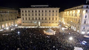 Des dizaines de milliers de «sardines» contre Salvini Des dizaines de milliers de «sardines» contre Salvini