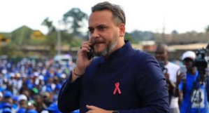 Brice Laccruche Alihanga (à g.) avec ABO Brice Laccruche Alihanga (à g.) avec ABO