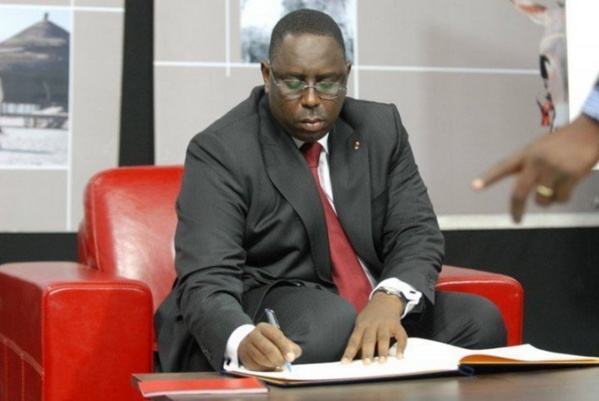 Réquisition des travailleurs de la SDE : Macky Sall décrète l'état d'urgence hydraulique Réquisition des travailleurs de la SDE : Macky Sall décrète l'état d'urgence hydraulique