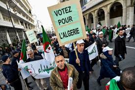 Algérie: Dernière manifestation contre la classe dirigeante avant la présidentielle