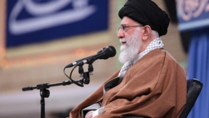 L’ayatollah Khamenei promet de "venger" la mort du général Qassem Soleimani, tué dans un bombardement américain L’ayatollah Khamenei promet de "venger" la mort du général Qassem Soleimani, tué dans un bombardement américain