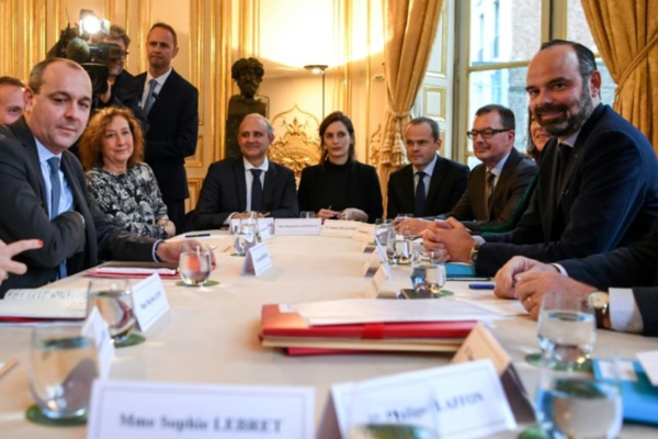 Retraites: réunion à Matignon vendredi, la CFDT veut un retrait de l'âge pivot d'ici là Retraites: réunion à Matignon vendredi, la CFDT veut un retrait de l'âge pivot d'ici là