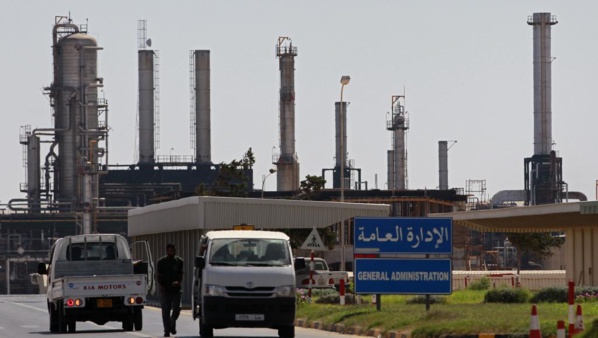 LIBYE: les proHaftar bloquent les principaux terminaux pétroliers (compagnie)