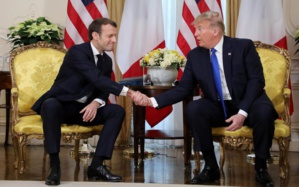 Taxe numérique: Macron et Trump diffèrent une guerre franco-américaine