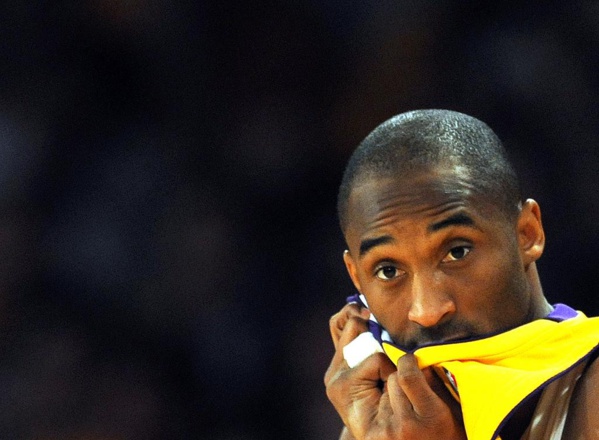 L'étoile Bryant s'est éteinte, le monde du sport inconsolable