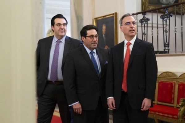 Les avocats de Trump demandent l'acquittement