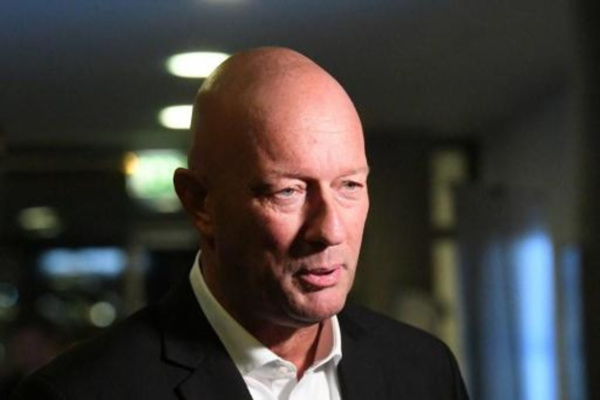 ALLEMAGNE : Un président de région du parti libéral élu par l'extrême droite ALLEMAGNE : Un président de région du parti libéral élu par l'extrême droite