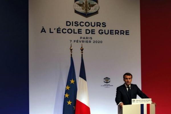 Macron propose aux Européens « un dialogue stratégique » sur le rôle de la dissuasion française