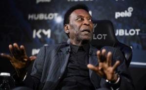 BRESIL: Pelé, dépressif, vit "reclus", dit son fils