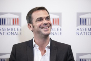 Le député et médecin Olivier Véran remplace Agnès Buzyn comme ministre de la Santé Le député et médecin Olivier Véran remplace Agnès Buzyn comme ministre de la Santé