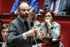 Réforme des retraites: Édouard Philippe laisse ouverte la possibilité du 49-3