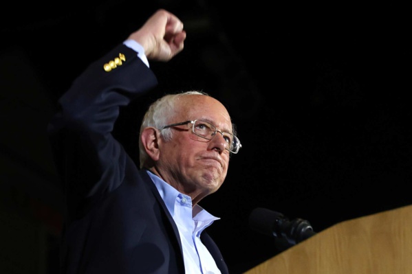 Bernie Sanders pris pour cible par ses rivaux Bernie Sanders pris pour cible par ses rivaux