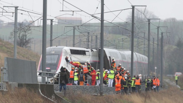 Bas-Rhin: un TGV Strasbourg-Paris déraille, 21 blessés dont un grave