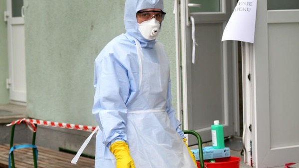 Coronavirus en France: la propagation s’accélère et s’étend, 6 morts au total Coronavirus en France: la propagation s’accélère et s’étend, 6 morts au total