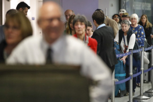 Trump optimiste mais "le pire est à venir", prévient son expert en coronavirus Trump optimiste mais "le pire est à venir", prévient son expert en coronavirus