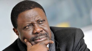 Victime du coronavirus, Pape Diouf devrait être évacué en France Victime du coronavirus, Pape Diouf devrait être évacué en France