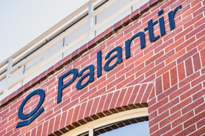 Covid-19 : Une société US proche de la CIA négocie la vente de ses services à la France, révèle Bloomberg Covid-19 : Une société US proche de la CIA négocie la vente de ses services à la France, révèle Bloomberg