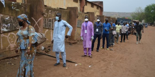 Le Mali vote avec un dispositif anti-Covid-19